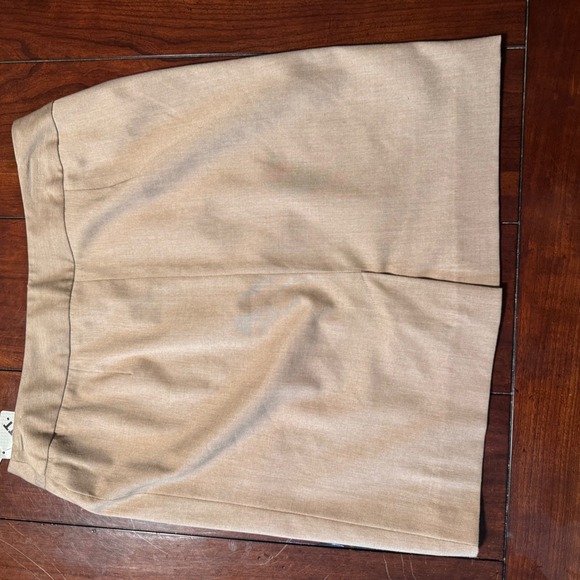 Rena Rowan Petite Stretch Blend Tan Skirt with Lycra Blend 10P - Picture 6 of 9